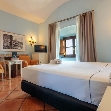 Hotel Tugasa Castillo De Castellar Castellar de la Frontera Dış mekan fotoğraf